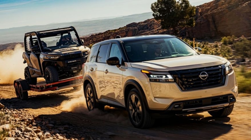 Nissan Certified Collision Repair suv towing