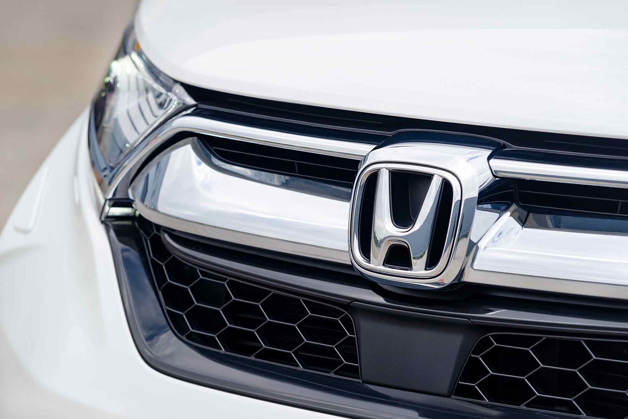 Collision Care Auto Body Shop Arlington - Honda CRV Grille