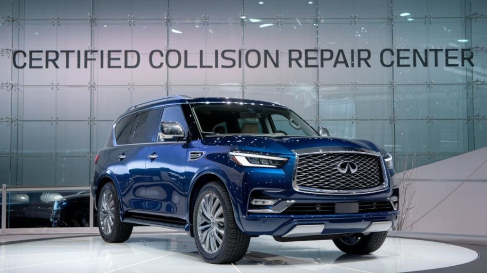 Infiniti Certified Collision Repair suv in showroom